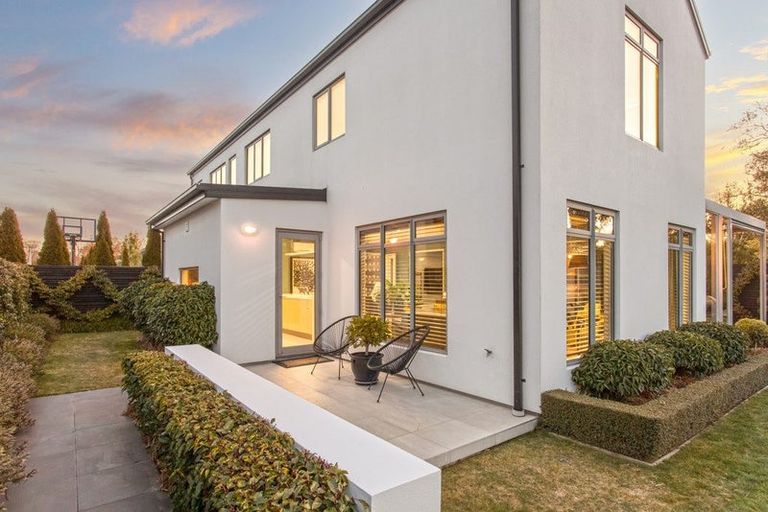 Photo of property in 154a Hamilton Avenue, Ilam, Christchurch, 8041