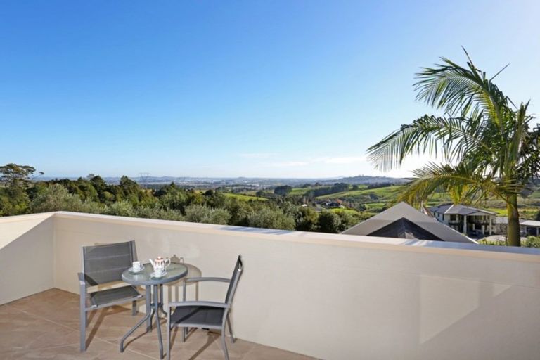 Photo of property in 498 Redoubt Road, Flat Bush, Auckland, 2019