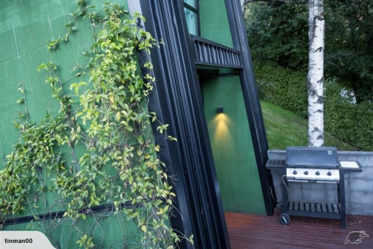 Photo of property in 44 Mcmillan Road, Arthurs Point, Queenstown, 9371