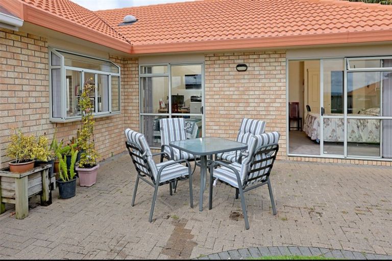 Photo of property in 5 Somerton Rise, Henderson, Auckland, 0612