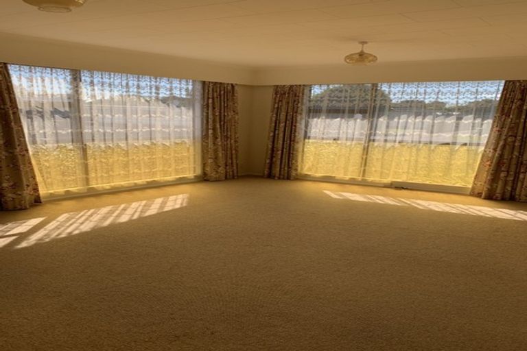 Photo of property in 16 Hackett Street, Whanganui East, Whanganui, 4500