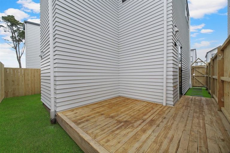 Photo of property in 11 Arapapa Road, Papakura, 2110