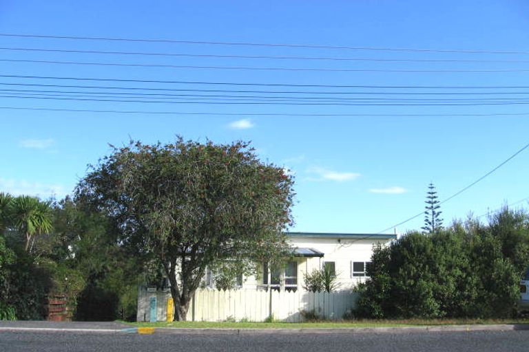 Photo of property in 1/162 Stredwick Drive, Torbay, Auckland, 0630