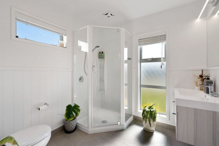 Photo of property in 76 Huka Heights Drive, Rangatira Park, Taupo, 3330