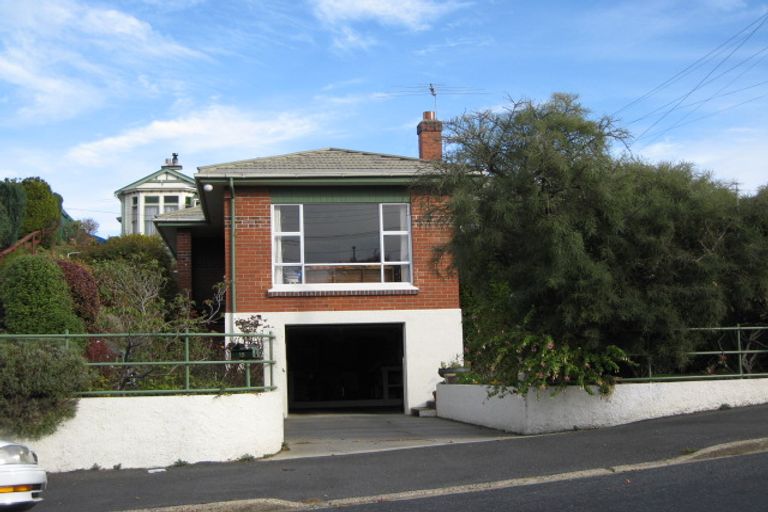 Photo of property in 17 Preston Crescent, Belleknowes, Dunedin, 9011