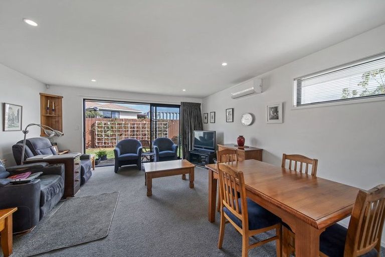 Photo of property in 274a Travis Road, New Brighton, Christchurch, 8083