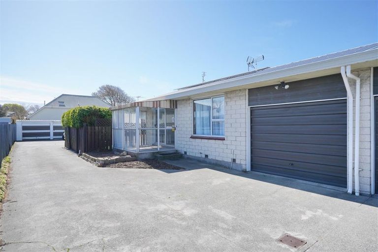 Photo of property in 2/343 Hereford Street, Linwood, Christchurch, 8011