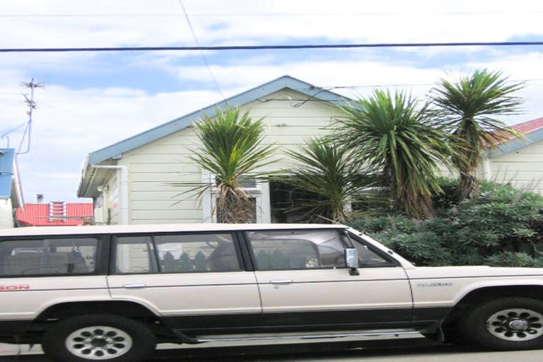 Photo of property in 23 Normanby Street, Newtown, Wellington, 6021