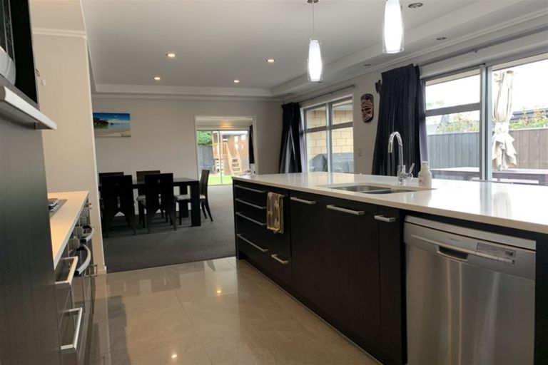 Photo of property in 7 Whakatipu Street, Pegasus, 7612