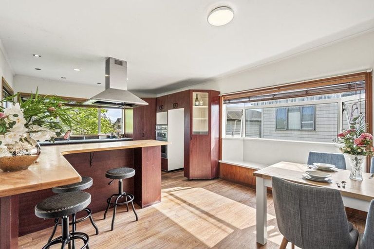 Photo of property in 25 Bremner Avenue, Mount Roskill, Auckland, 1041