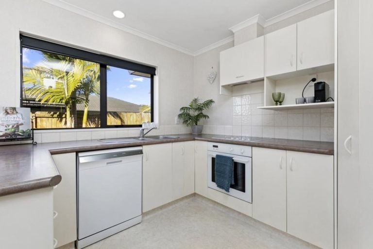 Photo of property in 5 Brackenburn Drive, Ohauiti, Tauranga, 3112