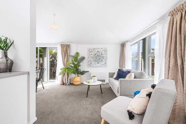 Photo of property in 4/30 Bauchop Road, Waterloo, Lower Hutt, 5011