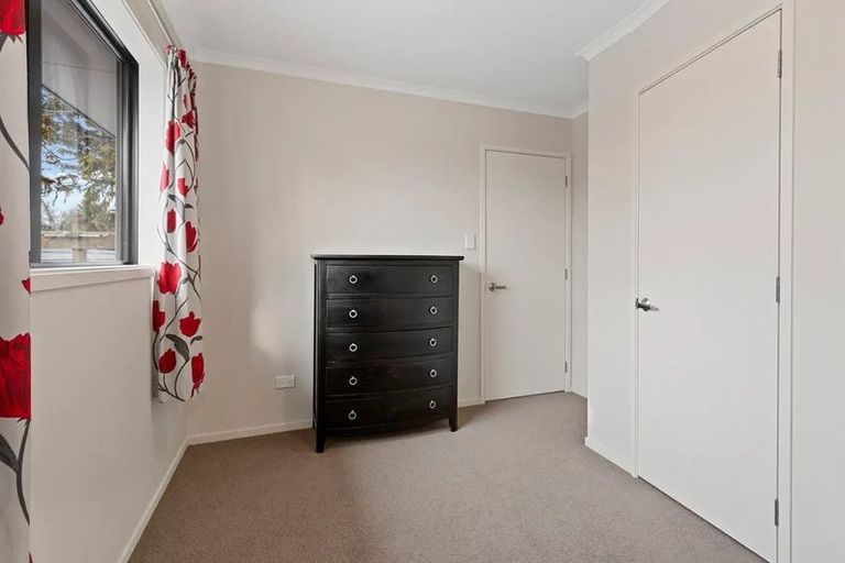 Photo of property in 51 Owles Terrace, New Brighton, Christchurch, 8061