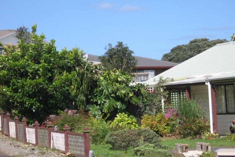 Photo of property in 16 Pohutukawa Drive, Athenree, Katikati, 3177