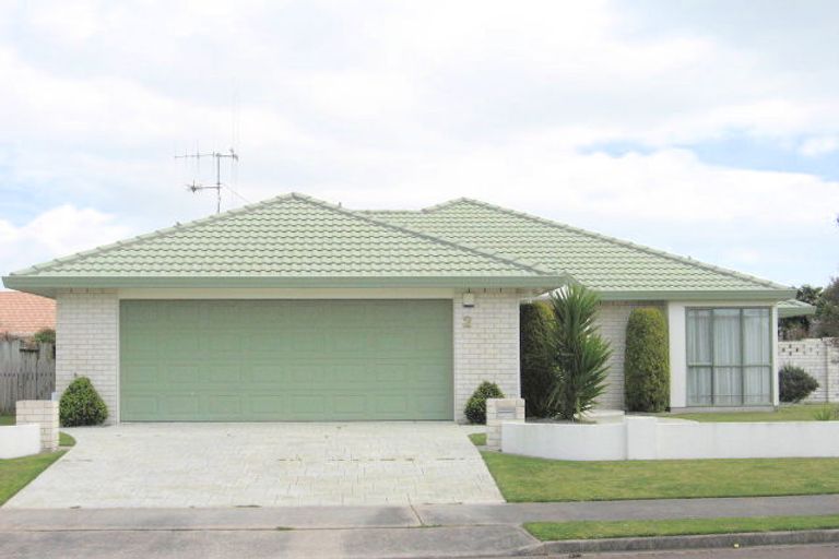 Photo of property in 2 Monterey Key, Papamoa Beach, Papamoa, 3118