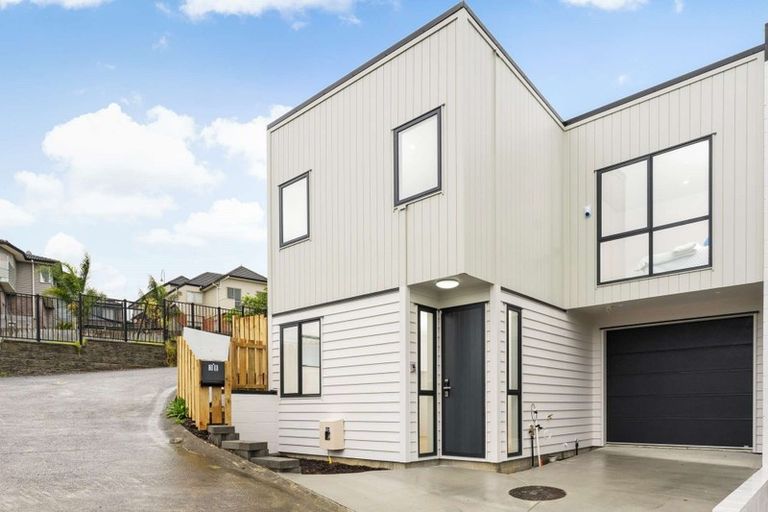 Photo of property in 38 Waihou Crescent, Albany Heights, Auckland, 0632