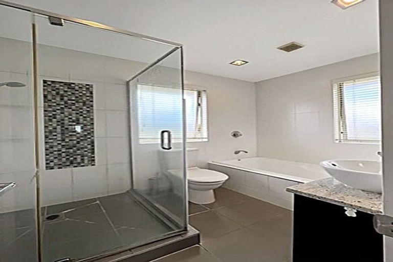 Photo of property in 22 Sovereign Street, Flat Bush, Auckland, 2019