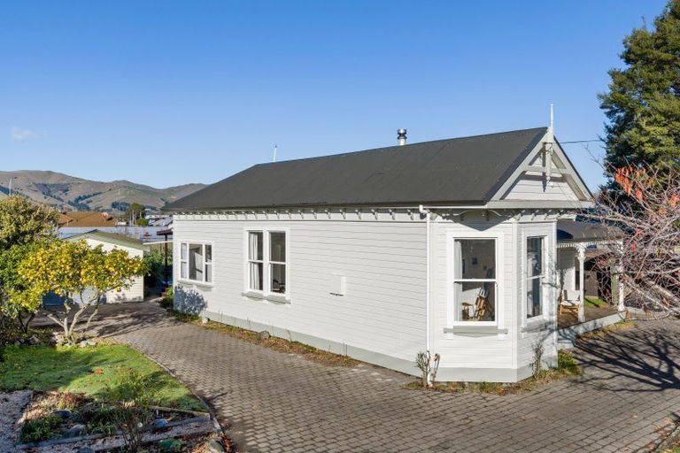 Photo of property in 60 Park Terrace, Blenheim, 7201