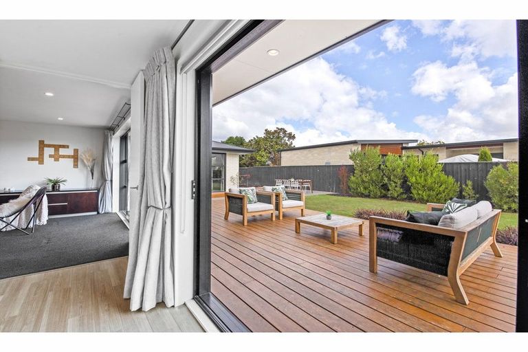 Photo of property in 21 Awa Place, Rangiora, 7400