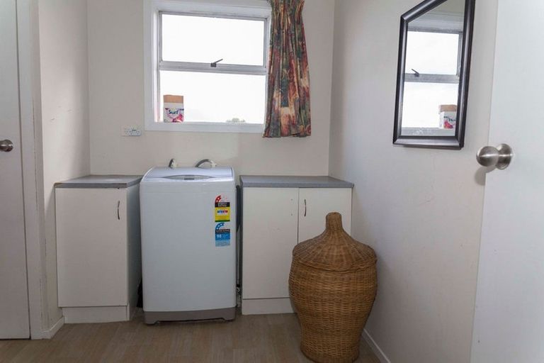 Photo of property in 13 Waterloo Street, Dannevirke, 4930