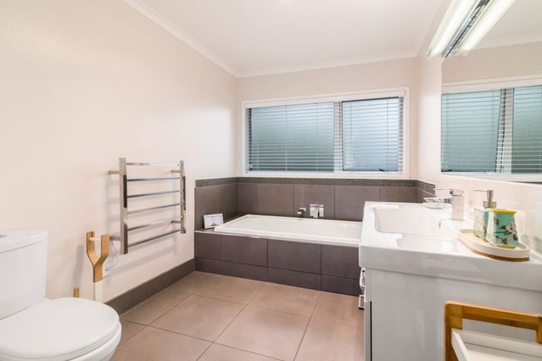 Photo of property in 74 Sophia Street, Glenholme, Rotorua, 3010