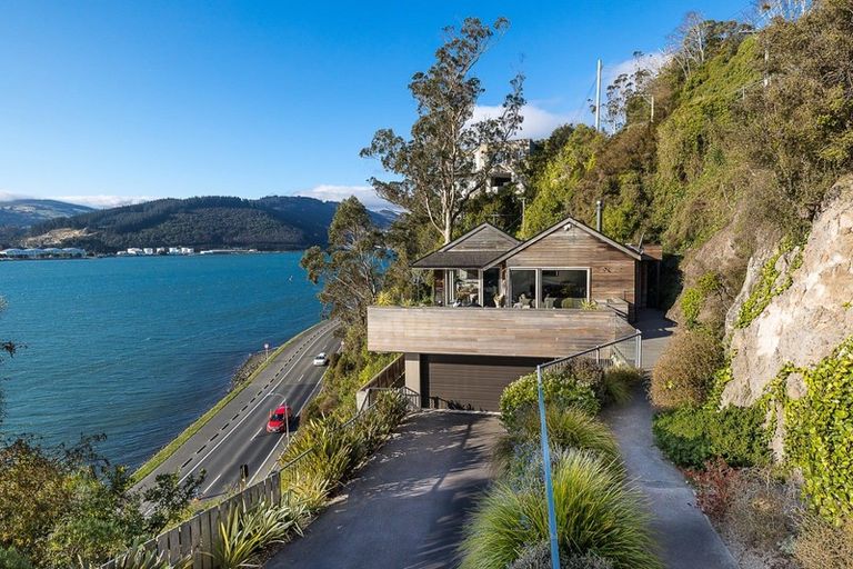 Photo of property in 33 Doon Street, Vauxhall, Dunedin, 9013