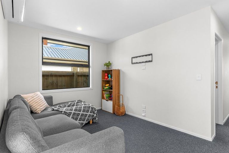 Photo of property in 28 Taurangawaka Road, One Tree Point, 0118