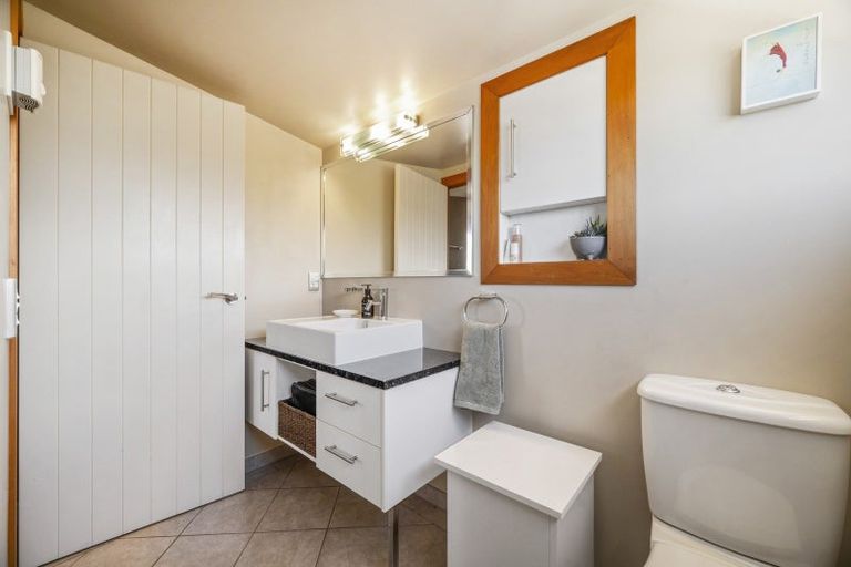 Photo of property in 11 Kurupae Road, Hilltop, Taupo, 3330