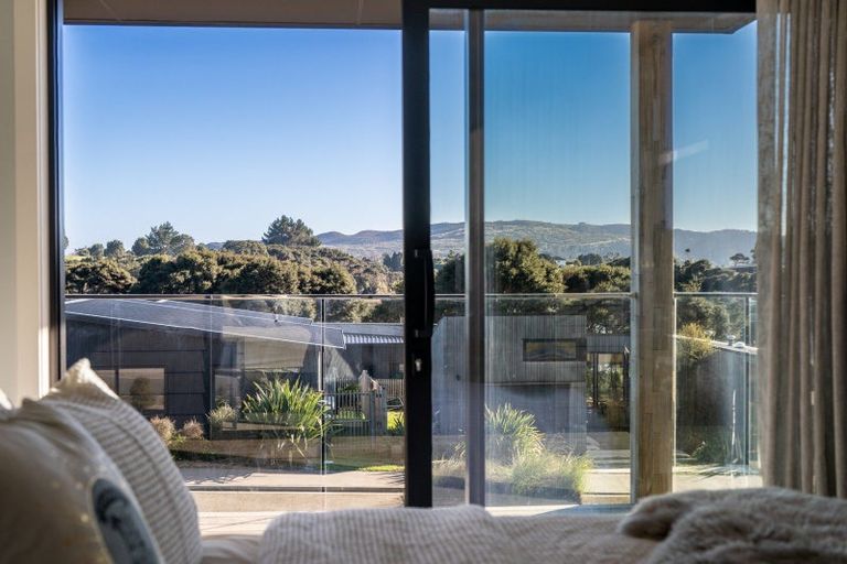 Photo of property in 31 Omahina Street, Raglan, 3225