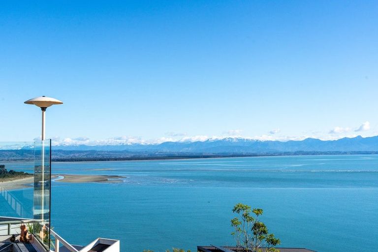 Photo of property in 46 The Cliffs, Britannia Heights, Nelson, 7010