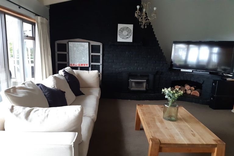 Photo of property in 144 Wade River Road, Wade Heads, Whangaparaoa, 0932