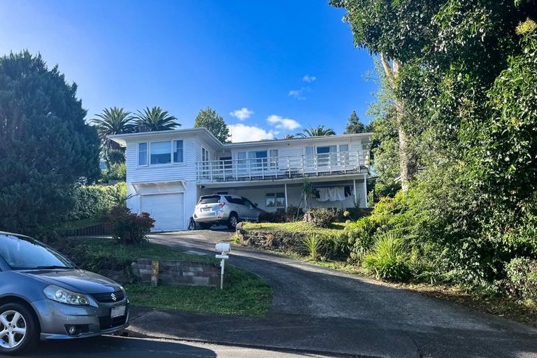 Photo of property in 9 Roband Avenue, Glenfield, Auckland, 0629