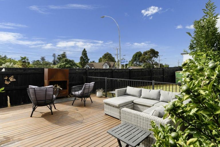 Photo of property in 302 Otumoetai Road, Otumoetai, Tauranga, 3110