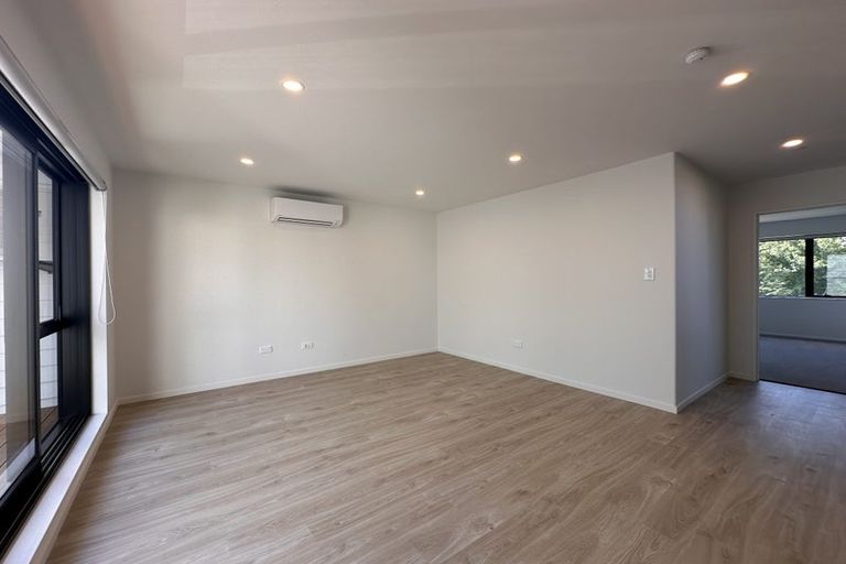 Photo of property in 2/205 Sunnynook Road, Wairau Valley, Auckland, 0627