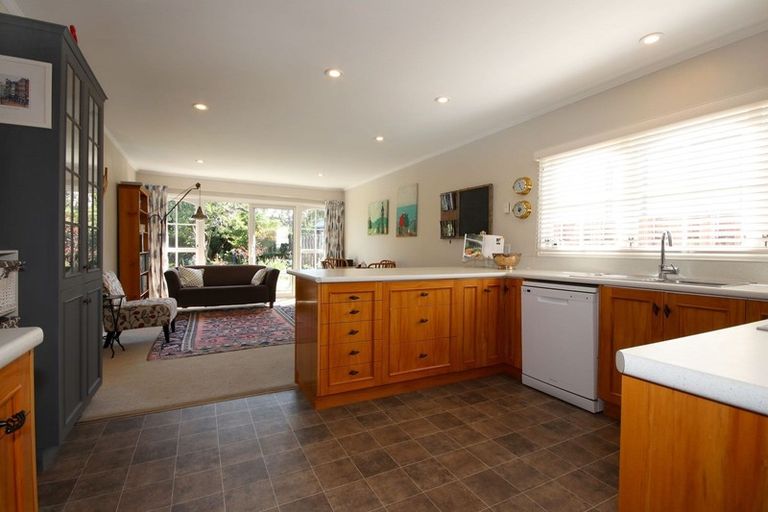 Photo of property in 30 Cruickshank Crescent, Rosedale, Invercargill, 9810