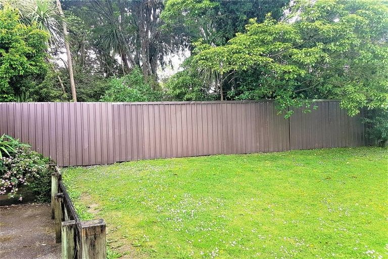 Photo of property in 8 Malibu Grove, Bayview, Auckland, 0629