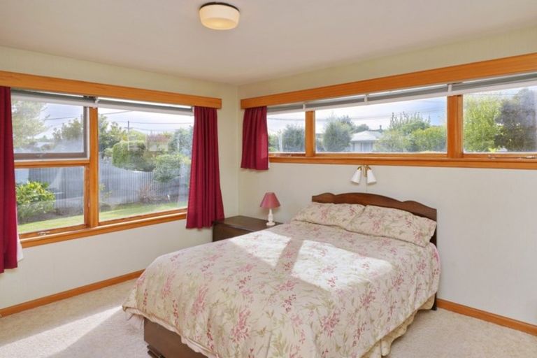 Photo of property in 17 Ashgrove Street, Rangiora, 7400