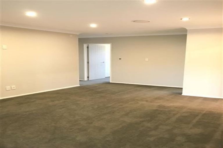 Photo of property in 30 Arranmore Drive, Flat Bush, Auckland, 2019
