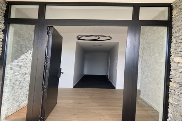 Photo of property in 2 Mackinnon Street, Marshland, Christchurch, 8083