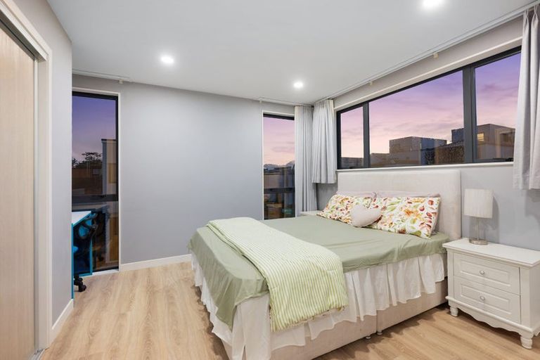 Photo of property in 2 Ketu Court, Albany Heights, Auckland, 0632