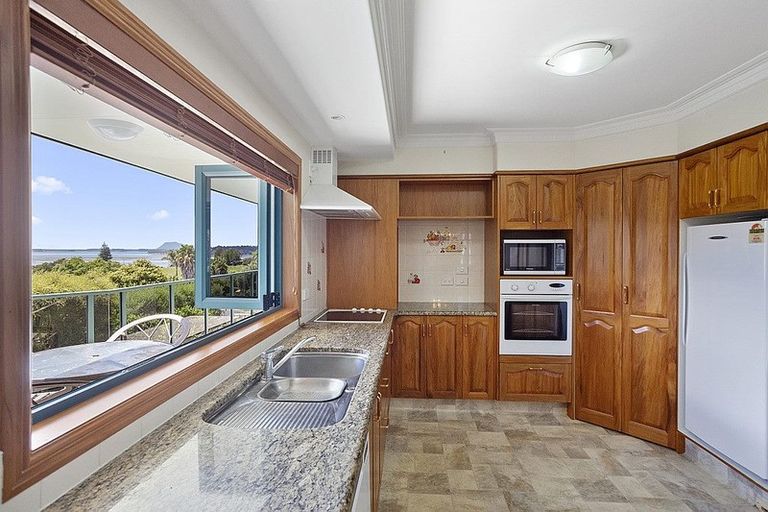 Photo of property in 6 Owen Place, Omokoroa, 3114