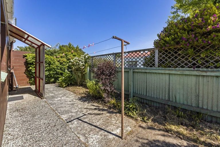 Photo of property in 28d Hargest Crescent, Saint Kilda, Dunedin, 9012