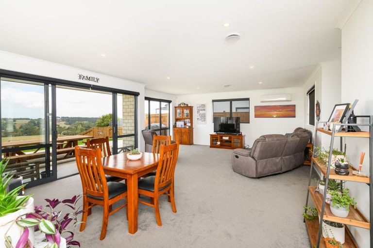 Photo of property in 26 Varsity Heights, Fitzherbert, Palmerston North, 4410