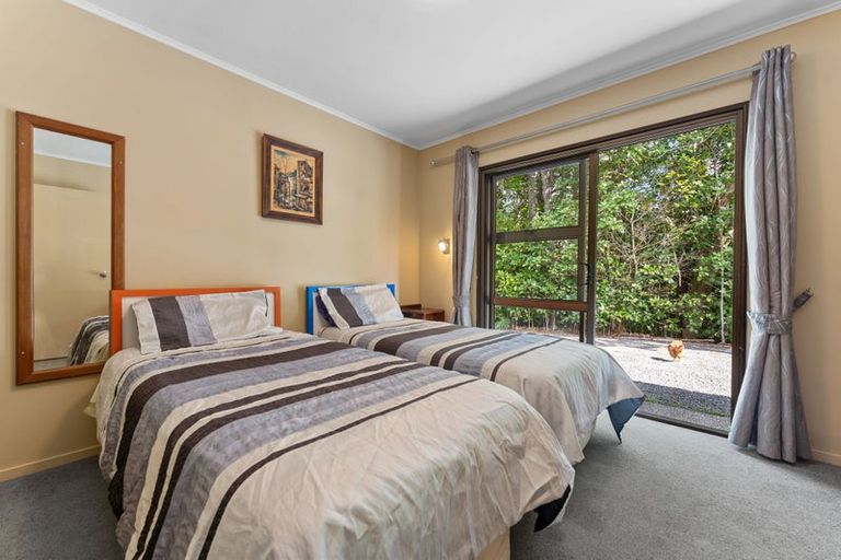 Photo of property in 2395 State Highway 1, Brynderwyn, Maungaturoto, 0587