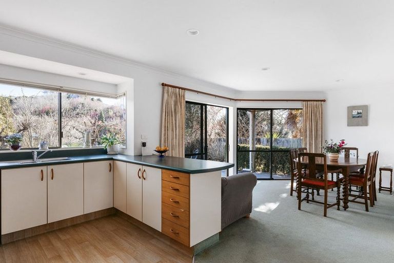 Photo of property in 18 Oteki Park Drive, Welcome Bay, Tauranga, 3112