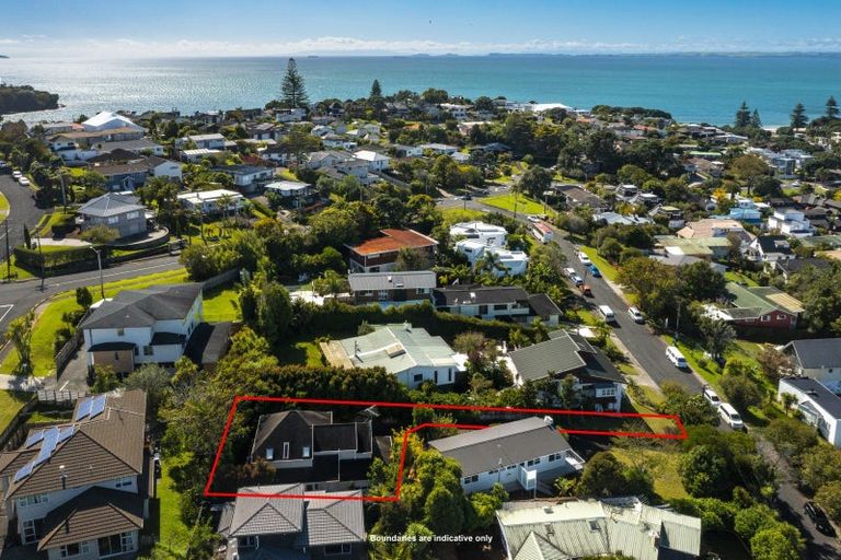 Photo of property in 2/5 Jutland Street, Mairangi Bay, Auckland, 0630