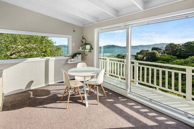 Photo of property in 1/72 Homebush Road, Khandallah, Wellington, 6035