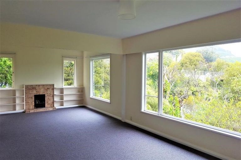 Photo of property in 12 Mairangi Road, Wadestown, Wellington, 6012