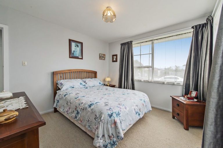 Photo of property in 3 Denise Crescent, Hornby, Christchurch, 8042