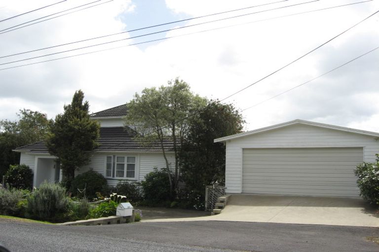 Photo of property in 54 The Terrace, Herald Island, Auckland, 0618